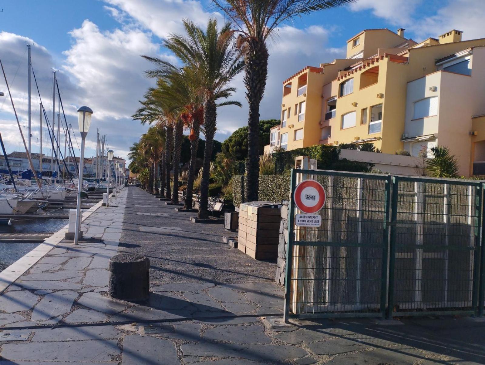 4 Couchages Avec Piscine D'ete Vue Port